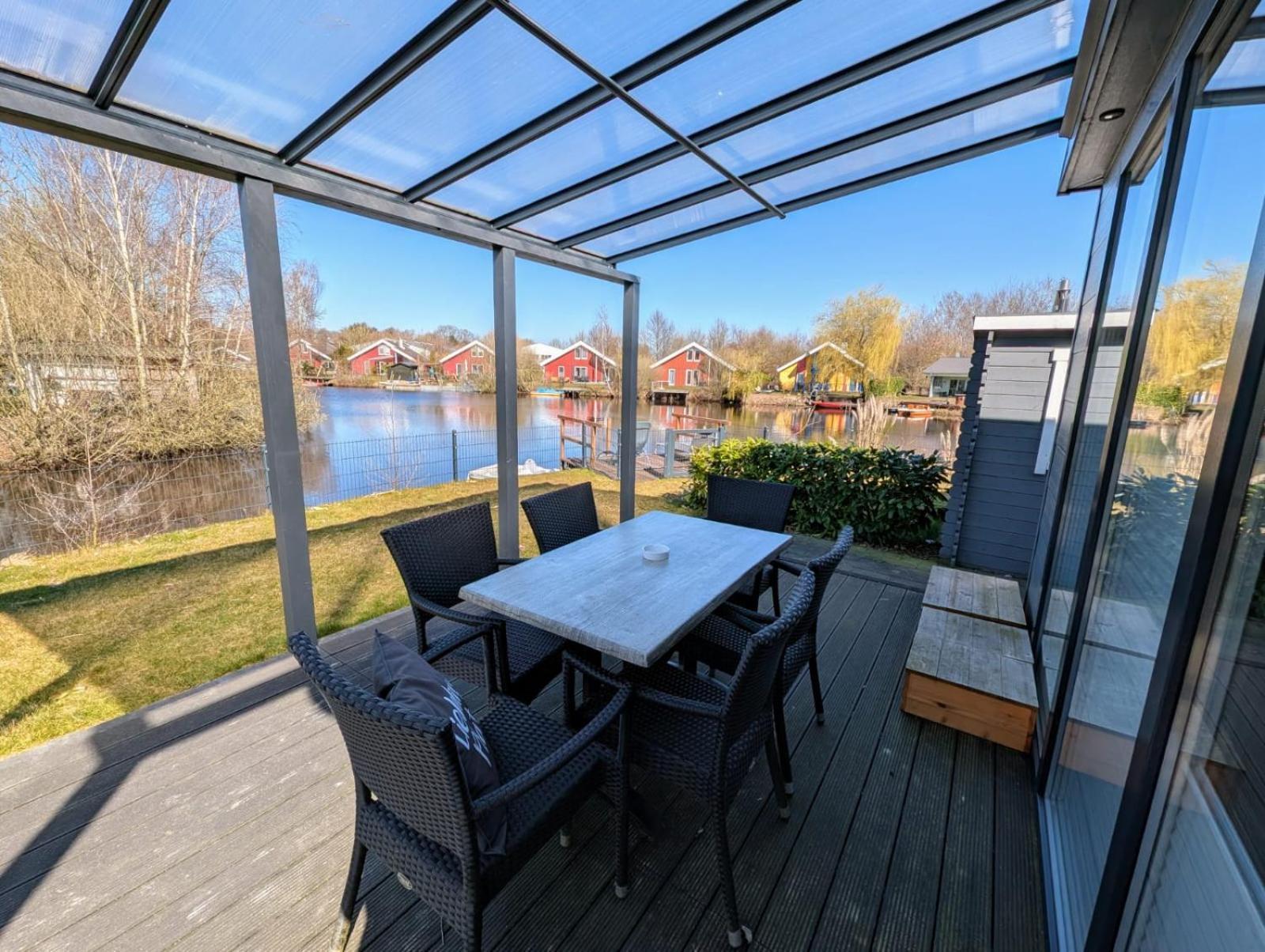Ferienhaus Seeblick Twist エクステリア 写真